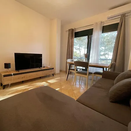 Beachfront 2br Sea View - By Enjoy Travel
