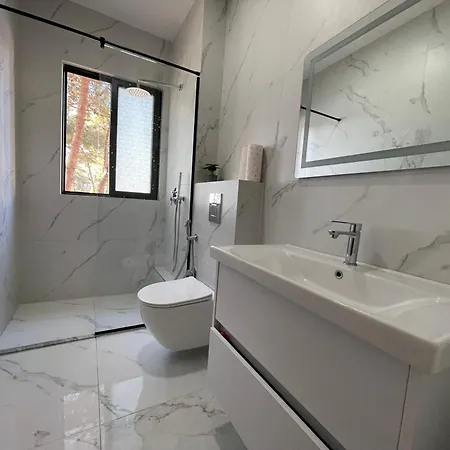 Appartement Beachfront 2br Sea View - By Enjoy Travel Golem (Tirana)